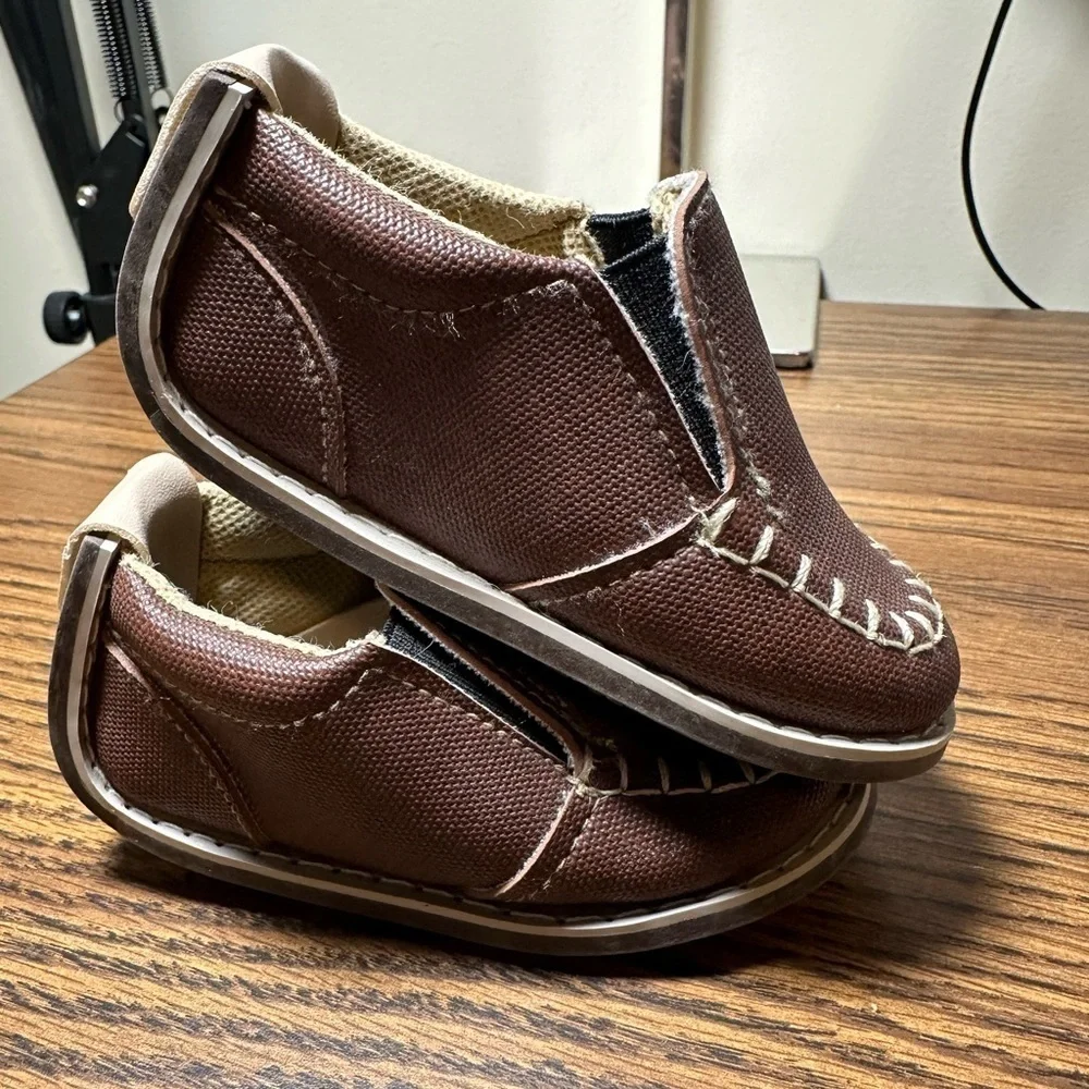 Brown Faux Leather Baby Shoes Size 3.5 US‎ 19 Euro